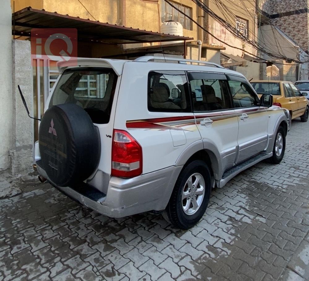 میتسوبیشی پاجیرۆ